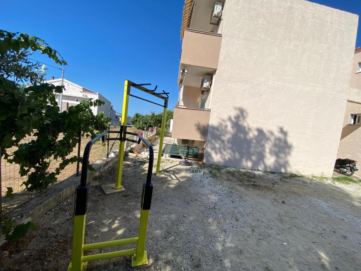 بوتوس Sunny Beach Apartments المظهر الخارجي الصورة
