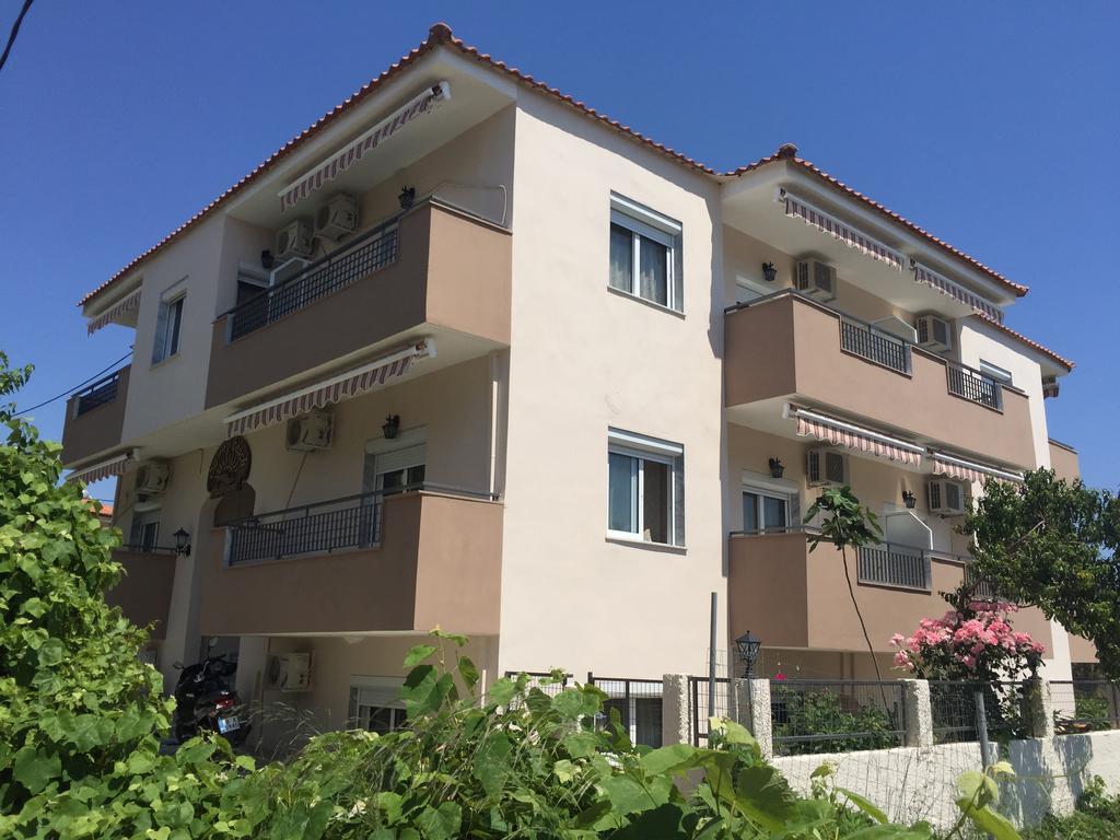 بوتوس Sunny Beach Apartments المظهر الخارجي الصورة