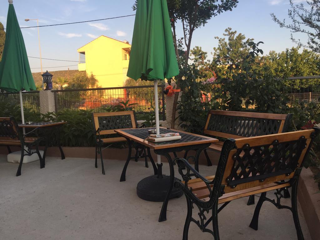 بوتوس Sunny Beach Apartments المظهر الخارجي الصورة