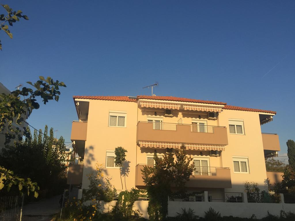 بوتوس Sunny Beach Apartments المظهر الخارجي الصورة